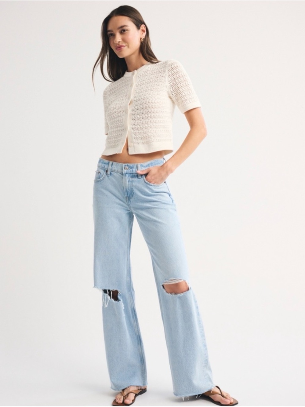 Abercrombie Low Rise Baggy Light Wash Distressed Women’s Jeans